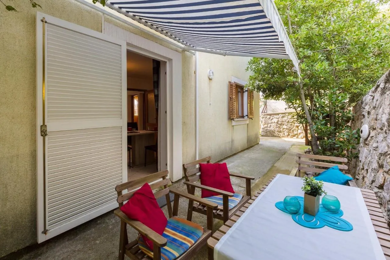 Two-Bedroom Apartment In Crikvenica Lxxxix Dramalj