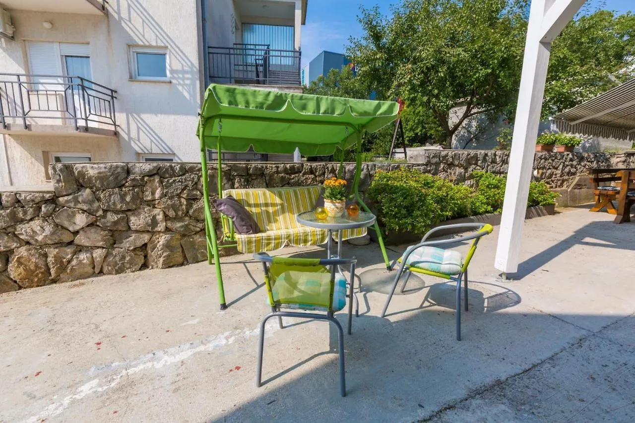 Two-Bedroom Apartment In Crikvenica Lxxxix Dramalj Croatia