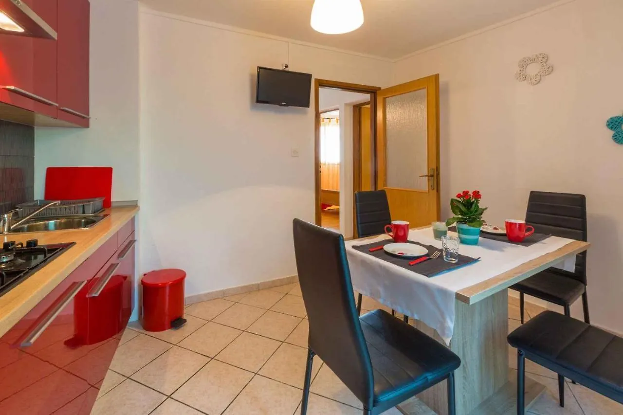 Two-Bedroom Apartment In Crikvenica Lxxxix Dramalj