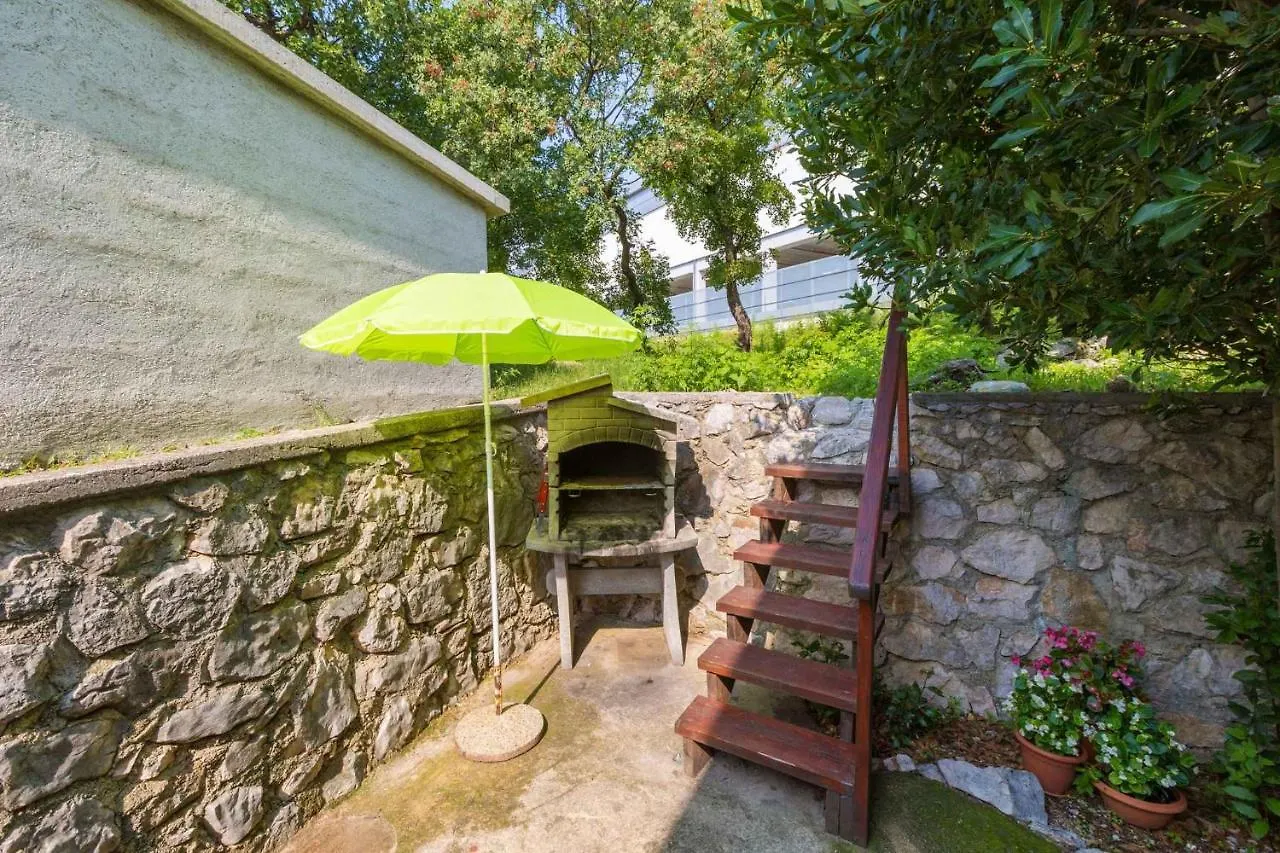 Two-Bedroom Apartment In Crikvenica Lxxxix Dramalj