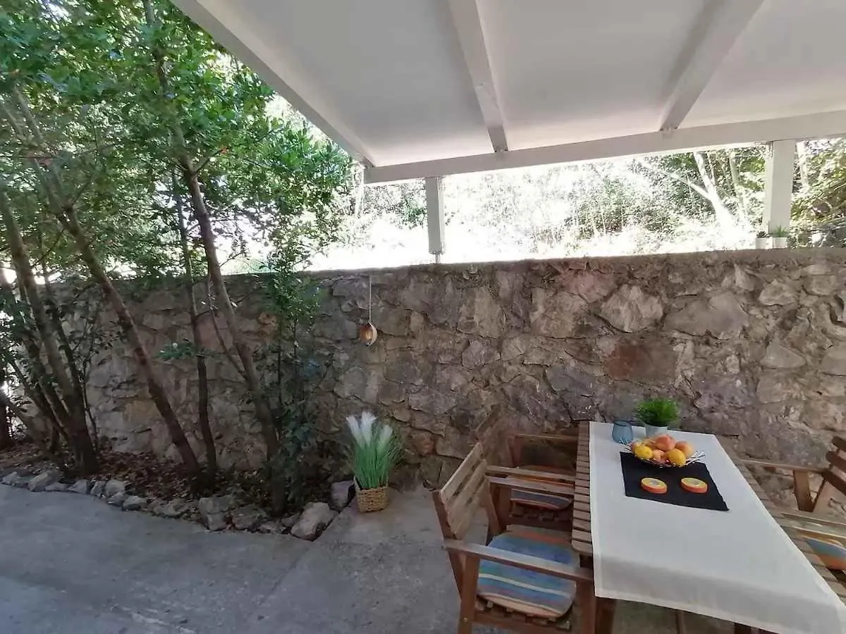 Two-Bedroom Apartment In Crikvenica Lxxxix Dramalj